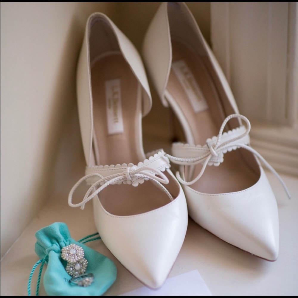 L.K. Bennett White Leather Scalloped Tie Pump